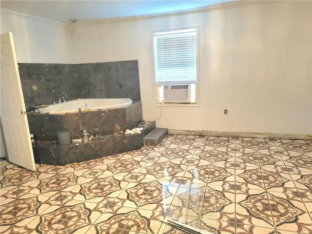 $115,000 | 7825 Vanderkloot Avenue, New Orleans, LA 70127