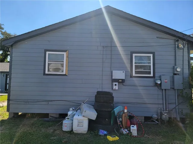 $115,000 | 7825 Vanderkloot Avenue, New Orleans, LA 70127