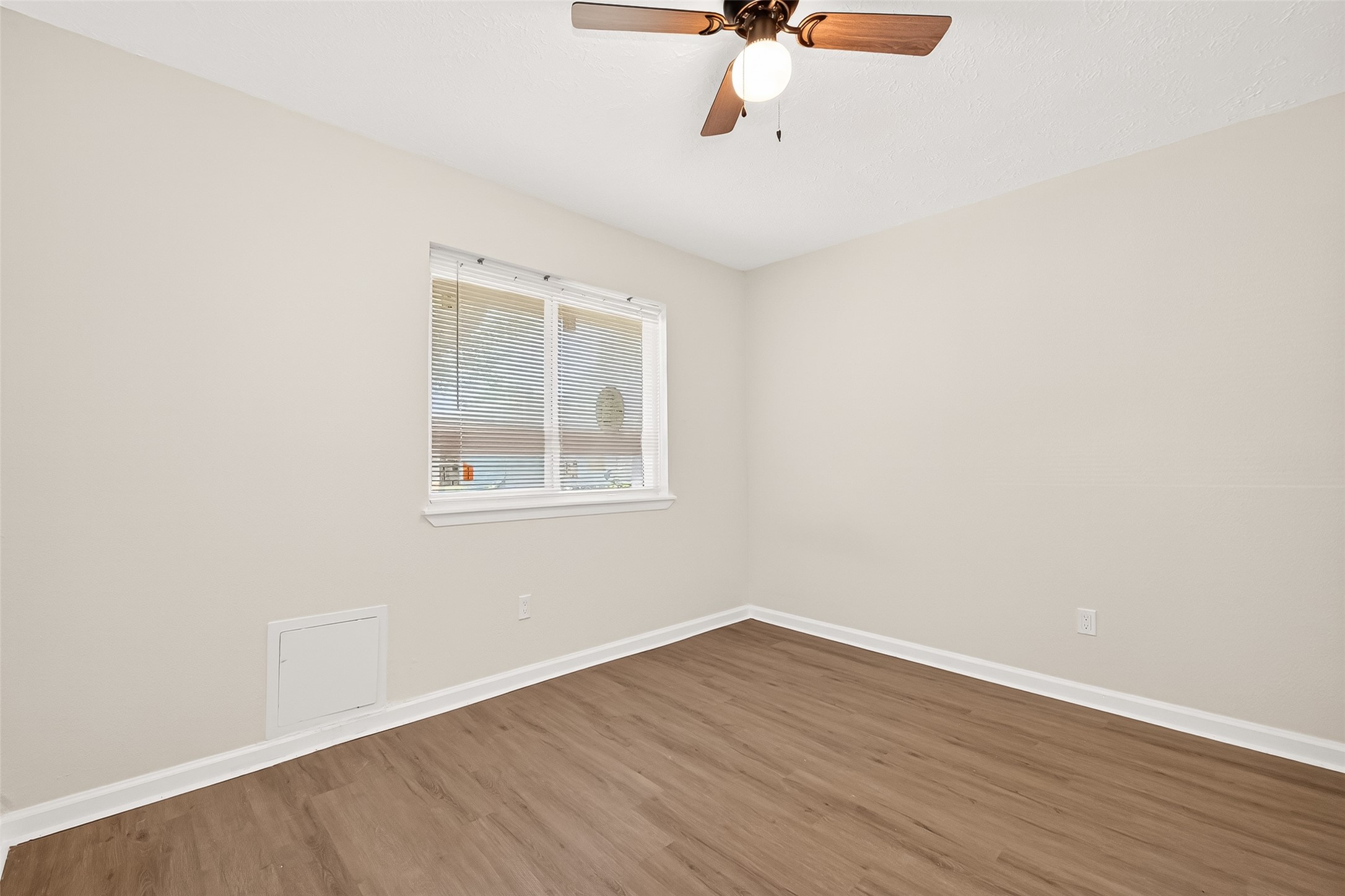 8306 Wayward Road Houston, TX 77064 - Photo 26 of 49