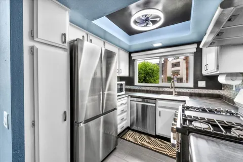 $289,900 | 1474 South Camino Real, Palm Springs, CA 92264