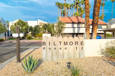 $299,900 | 1474 South Camino Real, Palm Springs, CA 92264