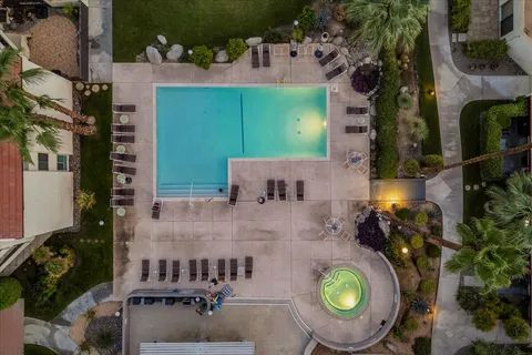 $299,900 | 1474 South Camino Real, Palm Springs, CA 92264