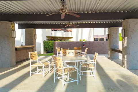 $289,900 | 1474 South Camino Real, Palm Springs, CA 92264