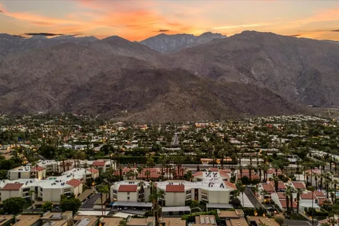 $289,900 | 1474 South Camino Real, Palm Springs, CA 92264