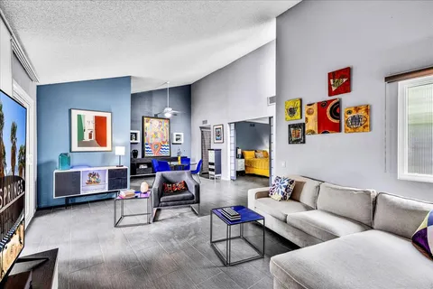 $289,900 | 1474 South Camino Real, Palm Springs, CA 92264