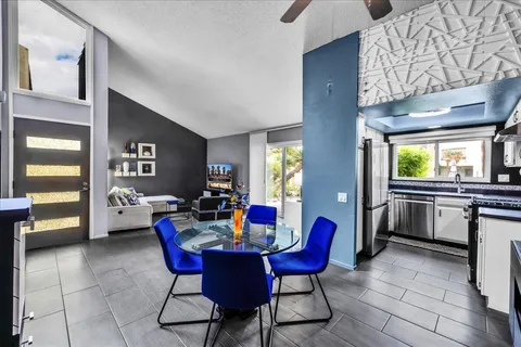 $289,900 | 1474 South Camino Real, Palm Springs, CA 92264