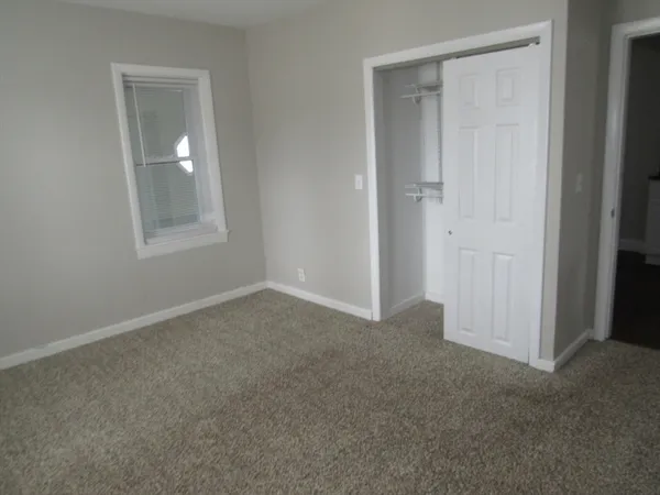 $3,400 | 19 Chapman Street, Unit 2, Dracut, MA 01826