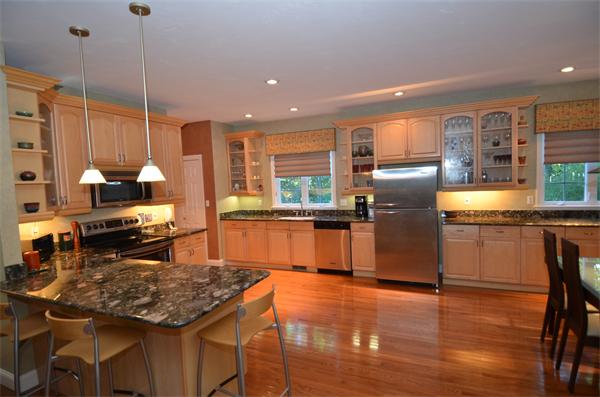 99 Spectacle Hill Road Bolton, MA 01740 - Photo 7 of 22