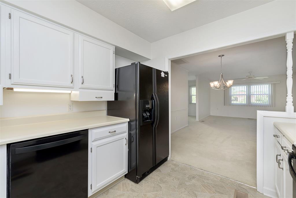 5318 Caring Cove, Unit B Indianapolis, IN 46268 - Photo 11 of 25