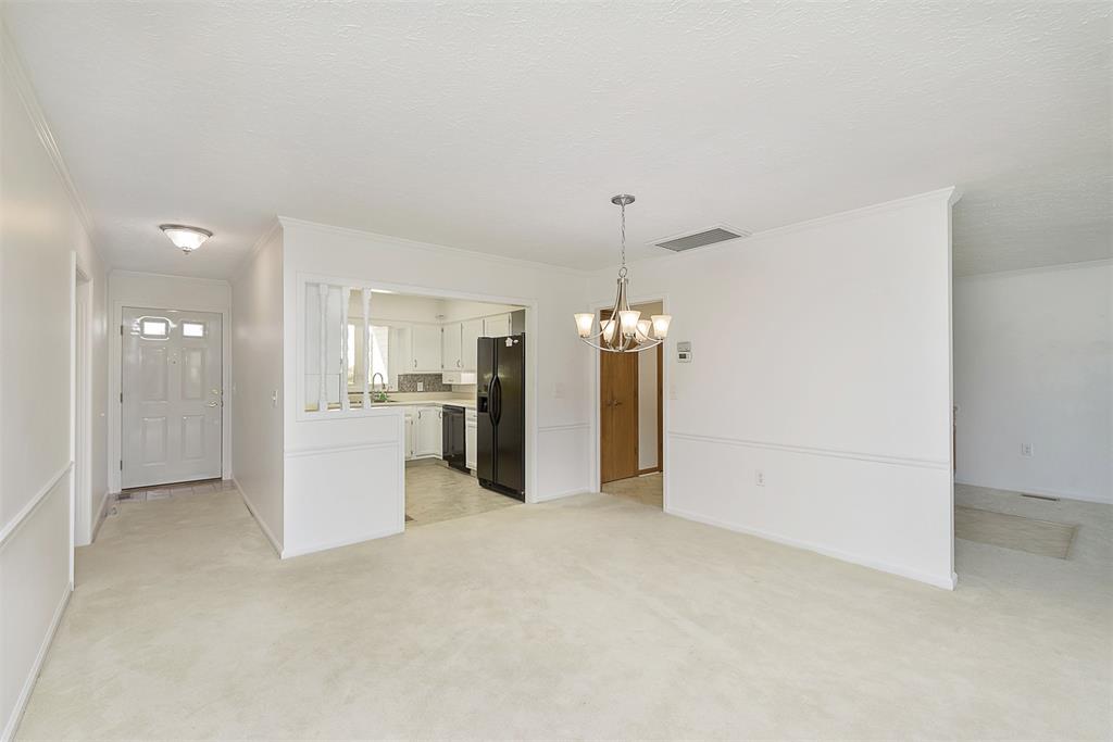 5318 Caring Cove, Unit B Indianapolis, IN 46268 - Photo 7 of 25