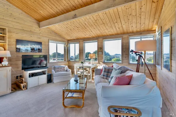 $1,200,000 | 45603 South Caspar Drive, Mendocino, CA 95460