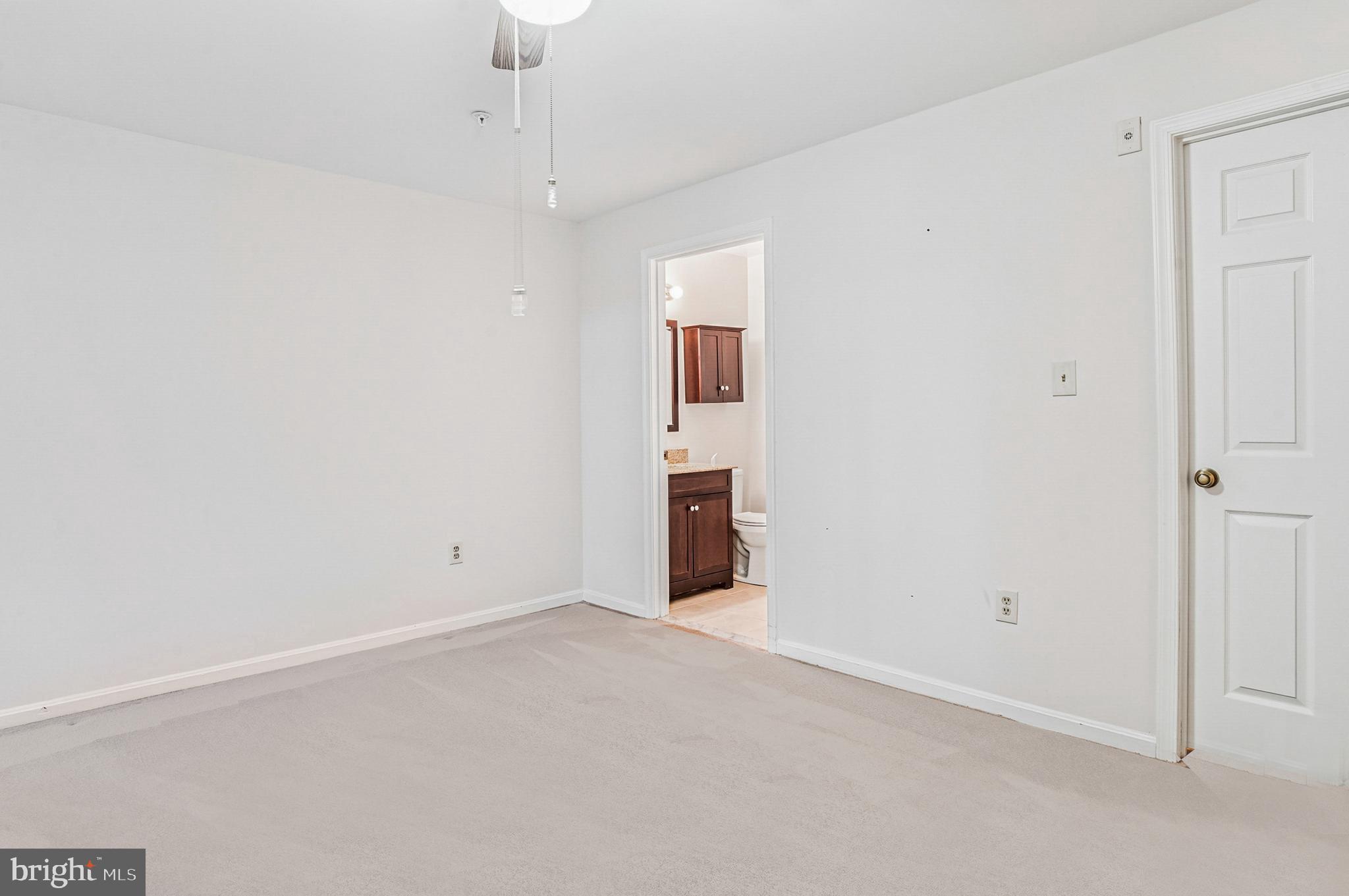 2900 Shipmaster Way, Unit 216 Annapolis, MD 21401 - Photo 38 of 53 Ensuite Full Bath