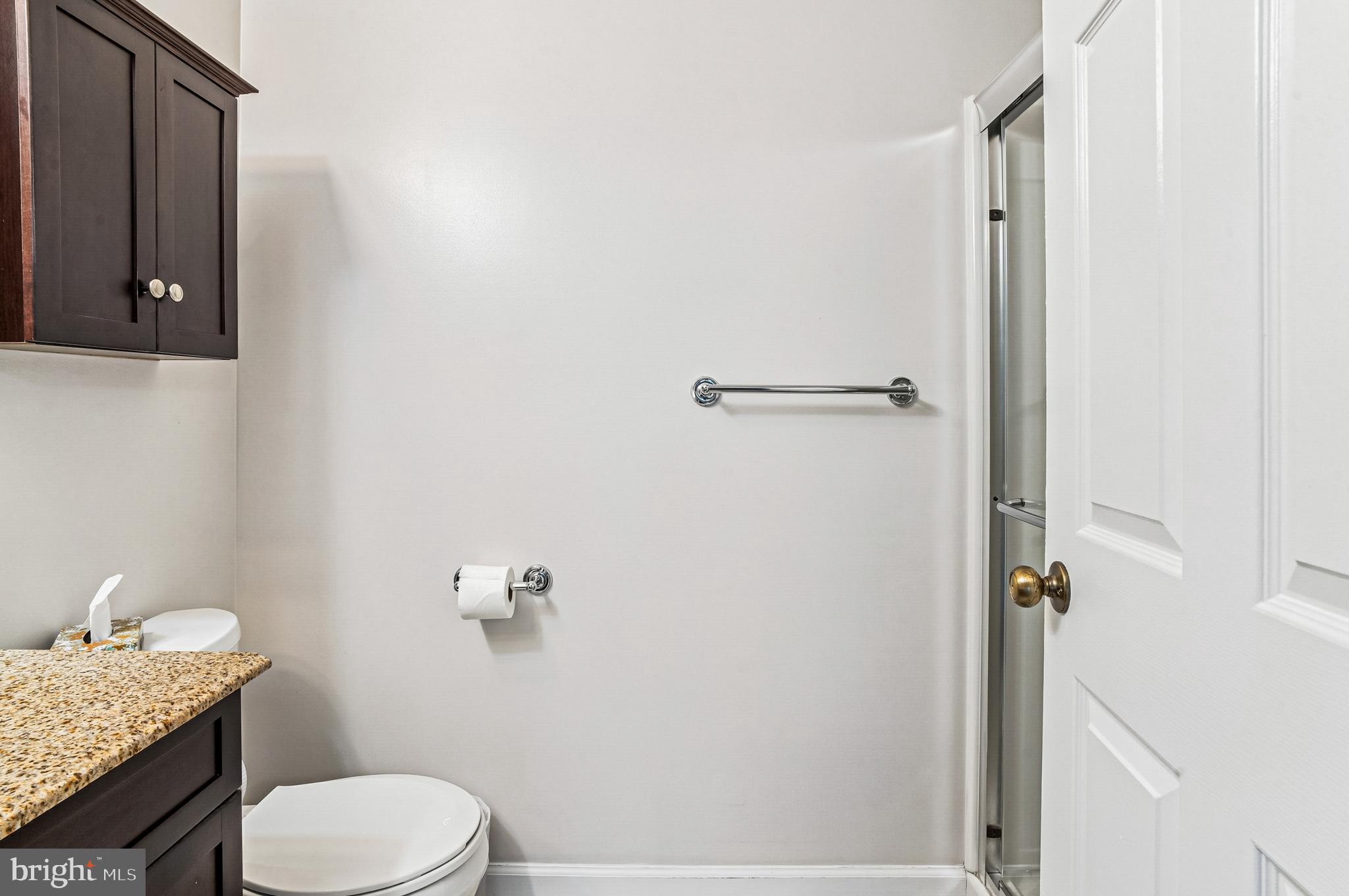 2900 Shipmaster Way, Unit 216 Annapolis, MD 21401 - Photo 40 of 53 Enclosed Shower