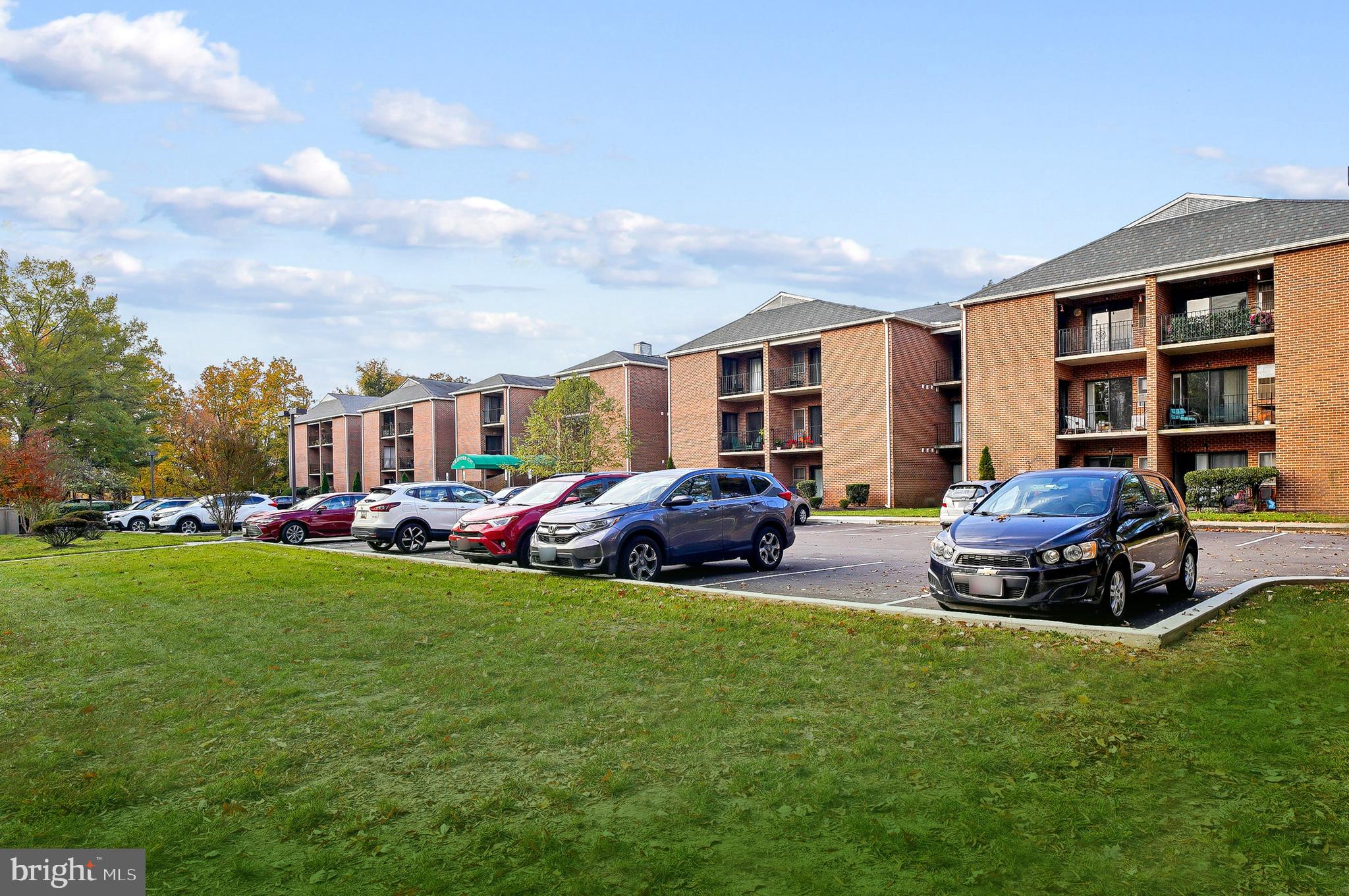 2900 Shipmaster Way, Unit 216 Annapolis, MD 21401 - Photo 6 of 53 Convenient Parking on Paved Lot