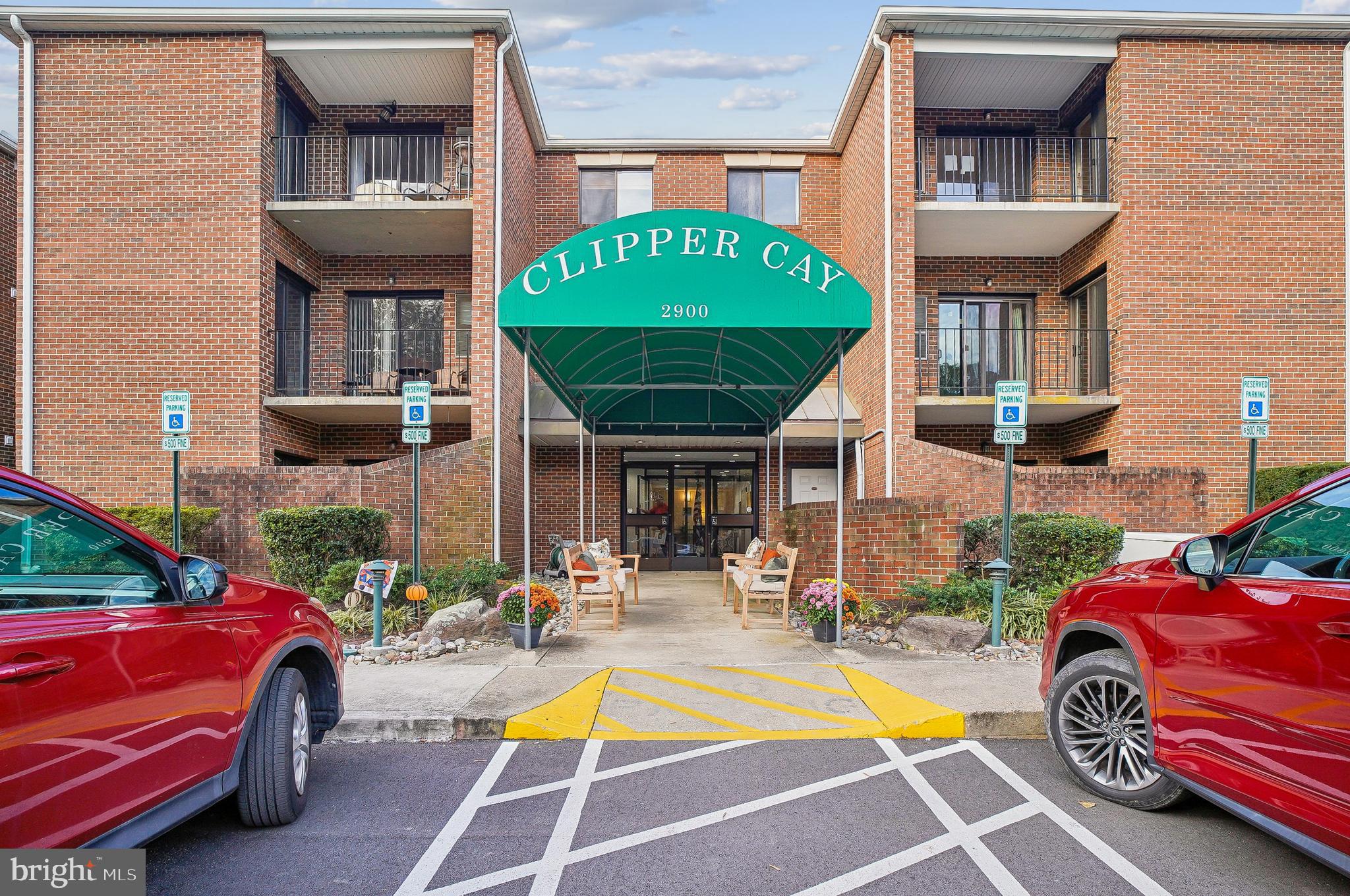 2900 Shipmaster Way, Unit 216 Annapolis, MD 21401 - Photo 7 of 53 Welcoming Entrance with Upscale Awning