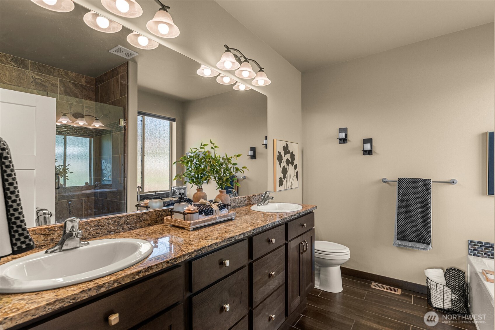 2777 Northwest Arlenes East Wenatchee, WA 98802 - Photo 25 of 40
