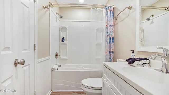 $2,000 | 17462 Front Beach Road, Unit 25B, Panama City Beach, FL 32413