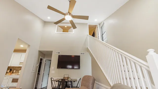 $2,000 | 17462 Front Beach Road, Unit 25B, Panama City Beach, FL 32413