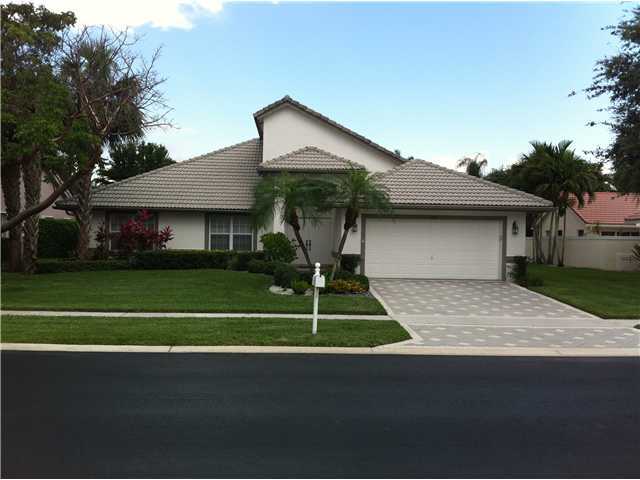 6833 Sun River Road Boynton Beach, FL 33437 - Photo 1 of 16 Primary Photo