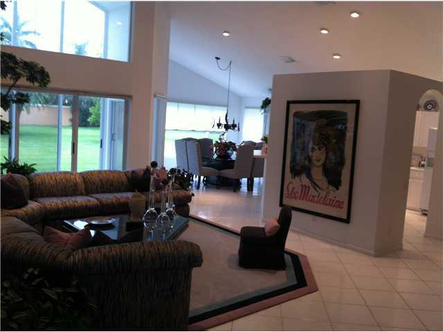 6833 Sun River Road Boynton Beach, FL 33437 - Photo 4 of 16 Additional Photo
