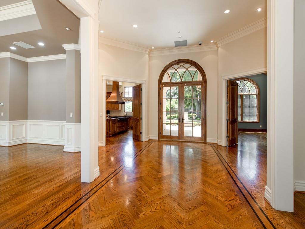 186 Covington Road Los Altos, CA 94024 - Photo 9 of 43 Gallery Image 9
