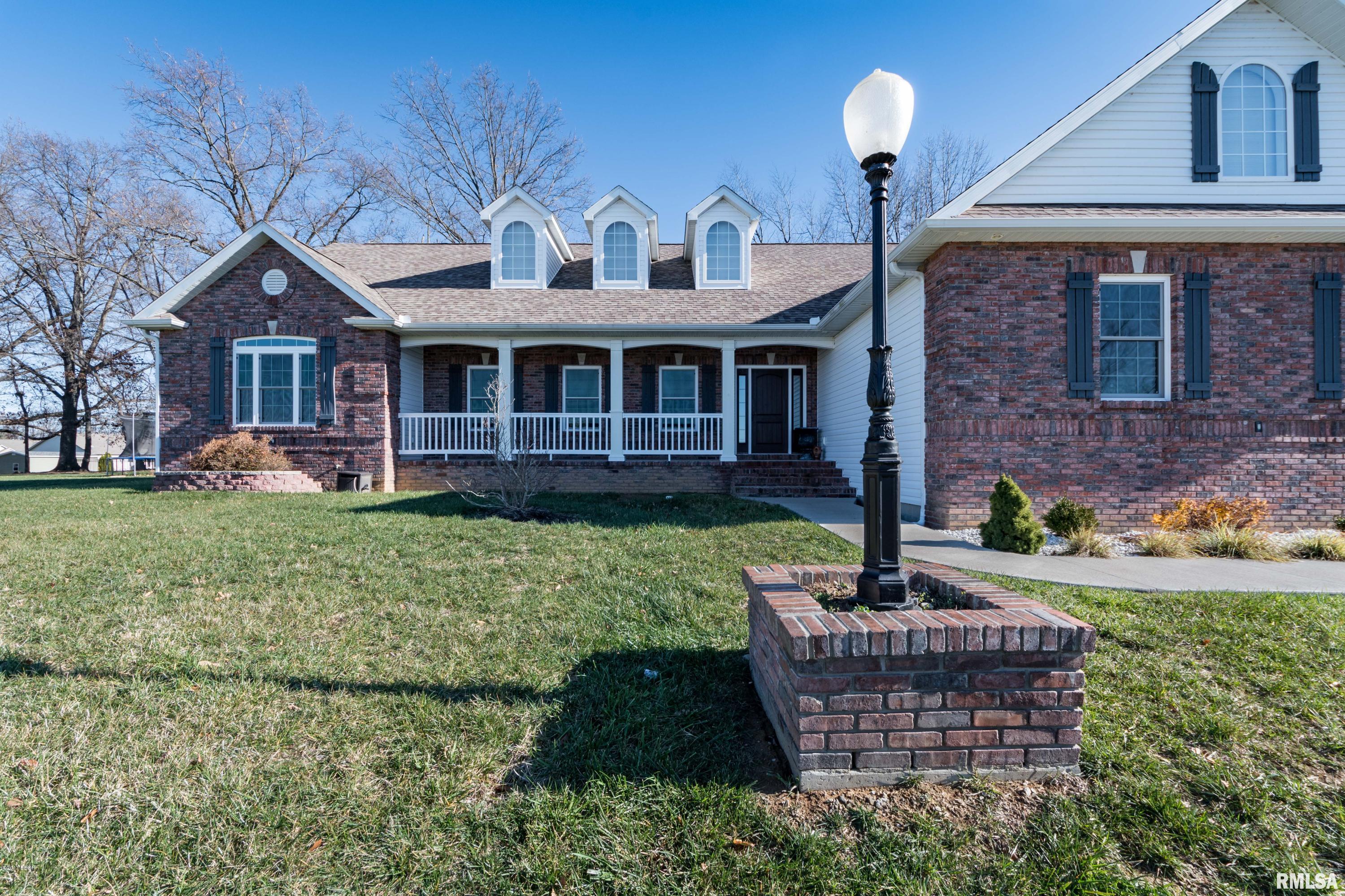 300 Twin Lakes Road Carterville, IL 62918 - Photo 27 of 30 Gallery Image 27