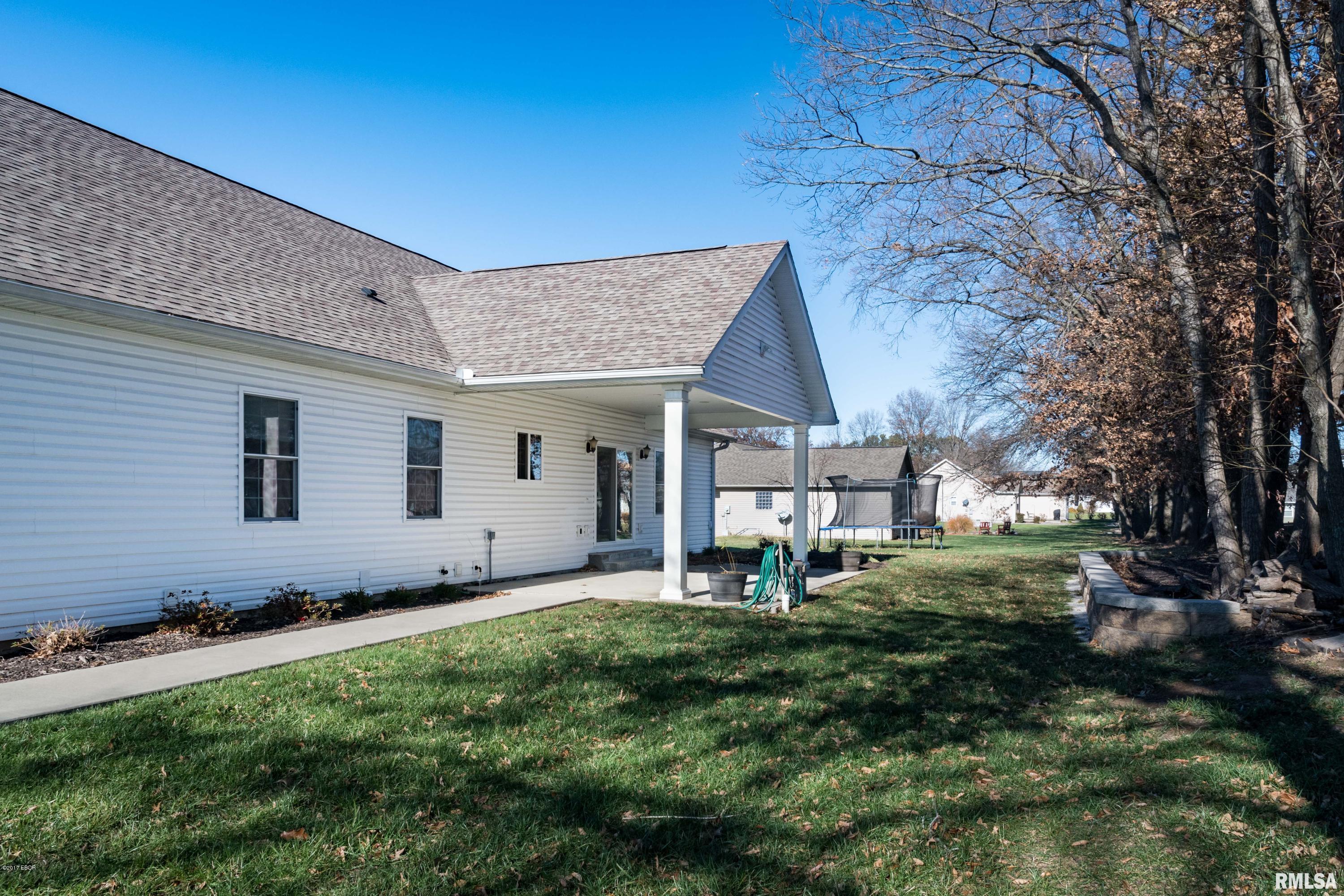 300 Twin Lakes Road Carterville, IL 62918 - Photo 28 of 30 Gallery Image 28