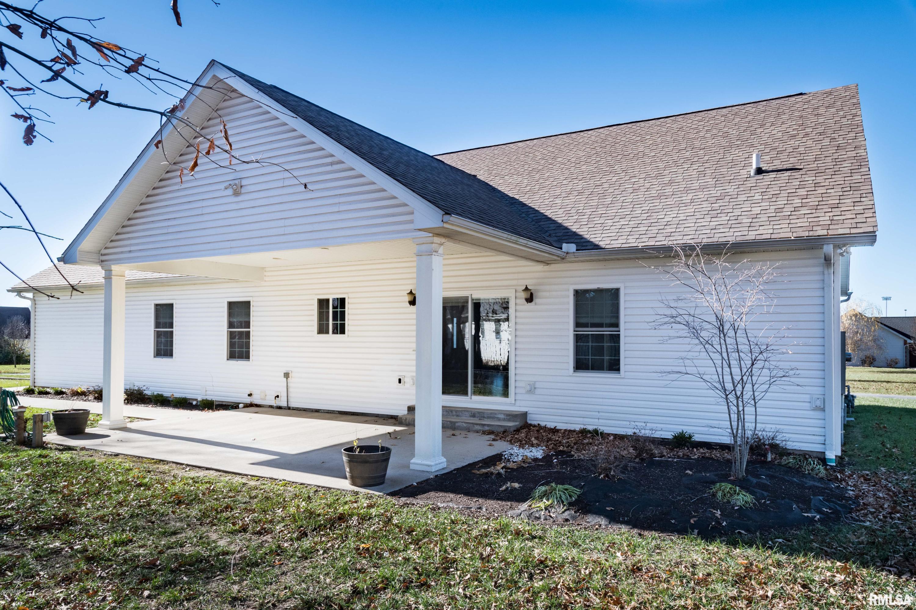 300 Twin Lakes Road Carterville, IL 62918 - Photo 29 of 30 Gallery Image 29