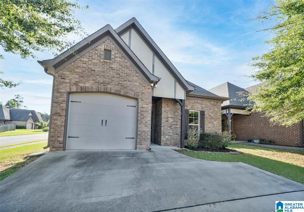 112 Sharpe Street Sterrett, AL 35147 - Photo 2 of 38