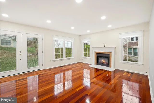 $4,725 | 315 Argosy Drive, Gaithersburg, MD 20878