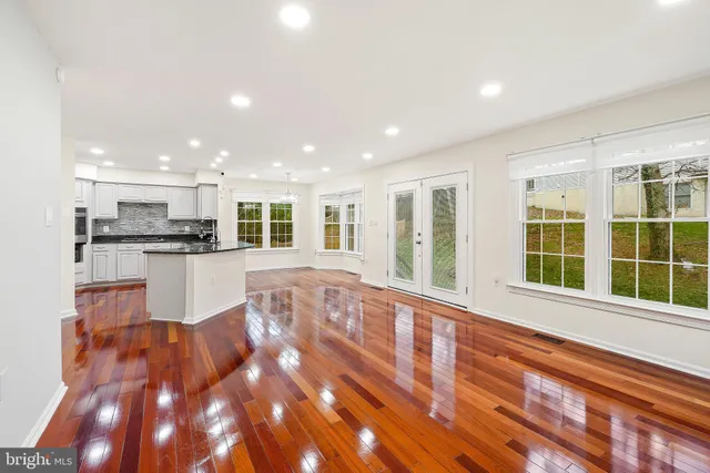 $4,725 | 315 Argosy Drive, Gaithersburg, MD 20878