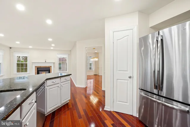 $4,725 | 315 Argosy Drive, Gaithersburg, MD 20878