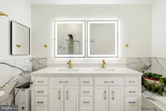 $4,725 | 315 Argosy Drive, Gaithersburg, MD 20878