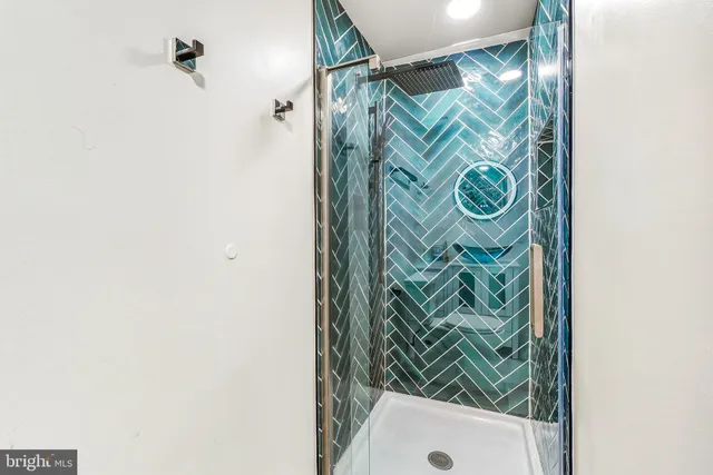 $4,725 | 315 Argosy Drive, Gaithersburg, MD 20878