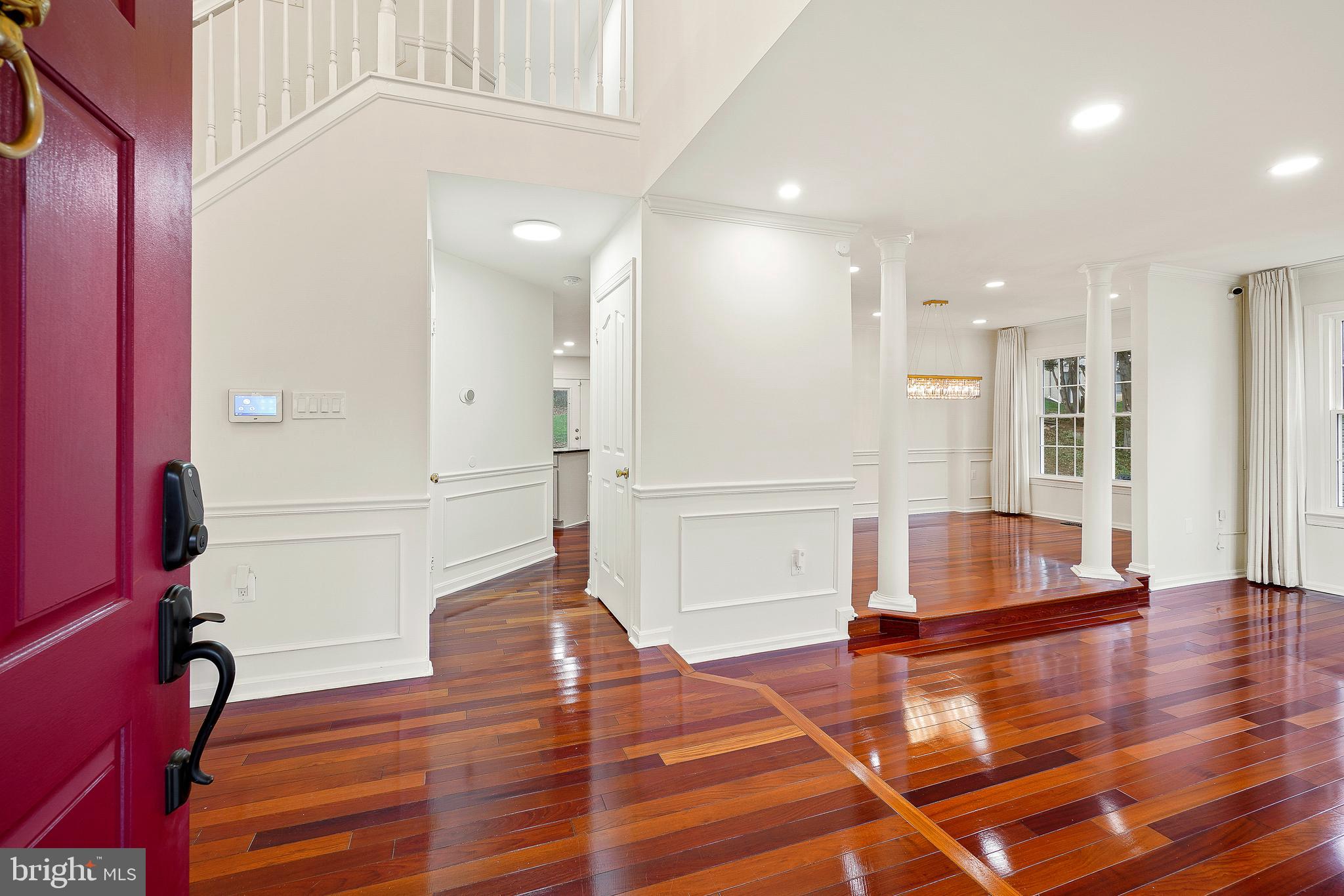 315 Argosy Drive Gaithersburg, MD 20878 - Photo 5 of 48 Main Level Foyer