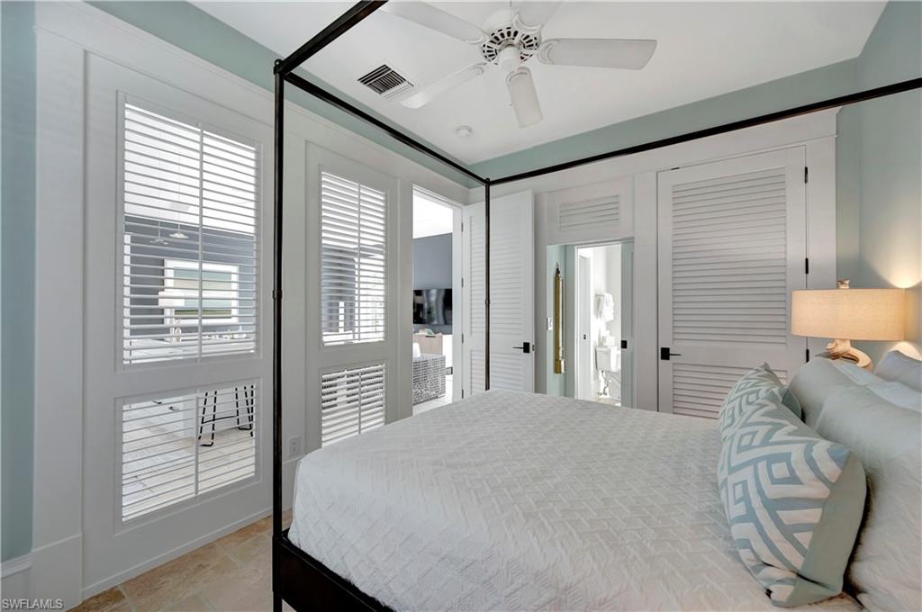 1375 Gordon Drive Naples, FL 34102 - Photo 19 of 37