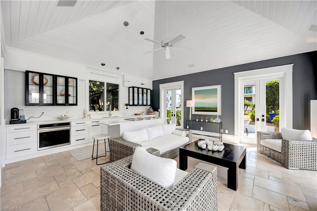 1375 Gordon Drive Naples, FL 34102 - Photo 22 of 37 Cabana