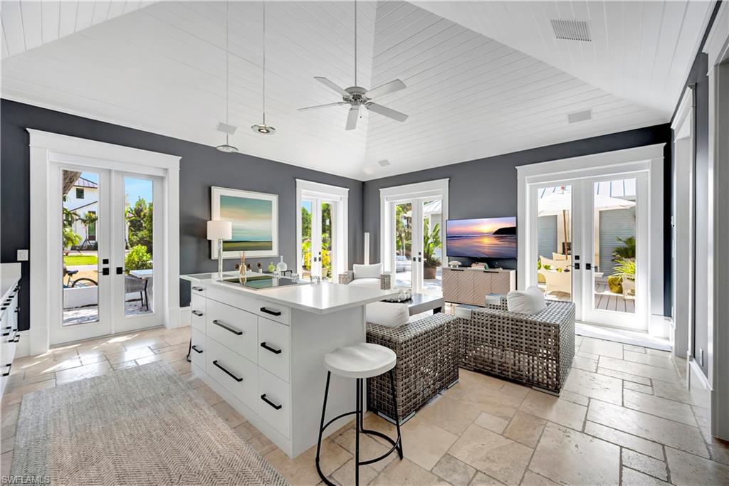1375 Gordon Drive Naples, FL 34102 - Photo 27 of 37 Cabana