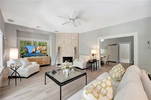 $30,000 | 1375 Gordon Drive, Naples, FL 34102