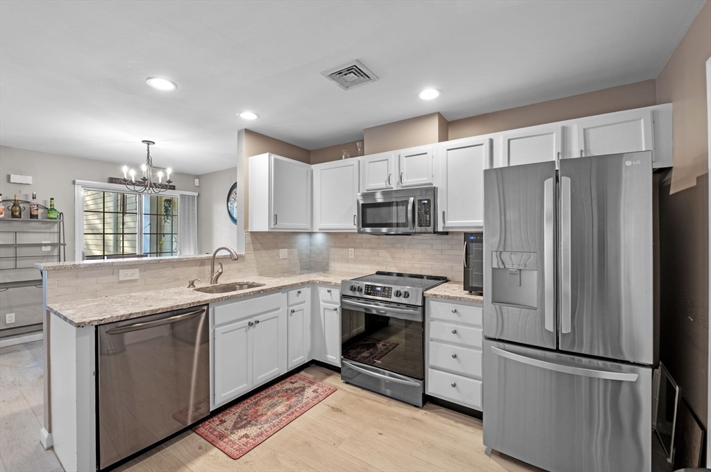 709 Gazebo Circle, Unit 709 Reading, MA 01867 - Photo 13 of 25