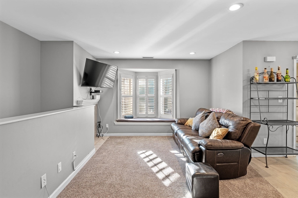 709 Gazebo Circle, Unit 709 Reading, MA 01867 - Photo 2 of 25