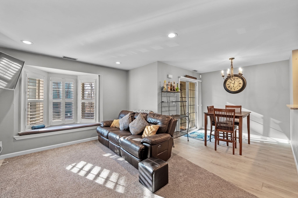 709 Gazebo Circle, Unit 709 Reading, MA 01867 - Photo 4 of 25