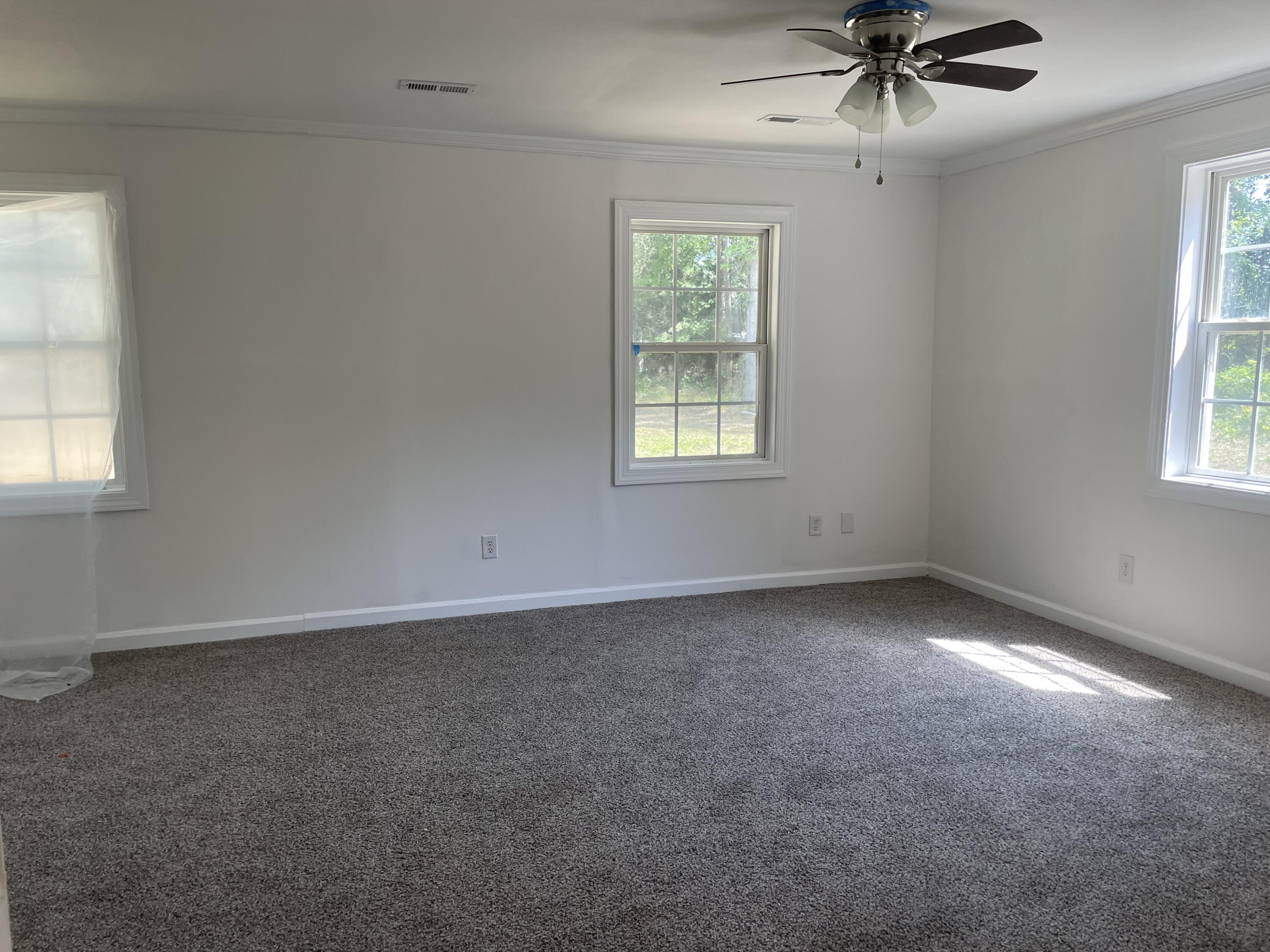 1090 Boulevard Road Sumter, SC 29153 - Photo 3 of 27
