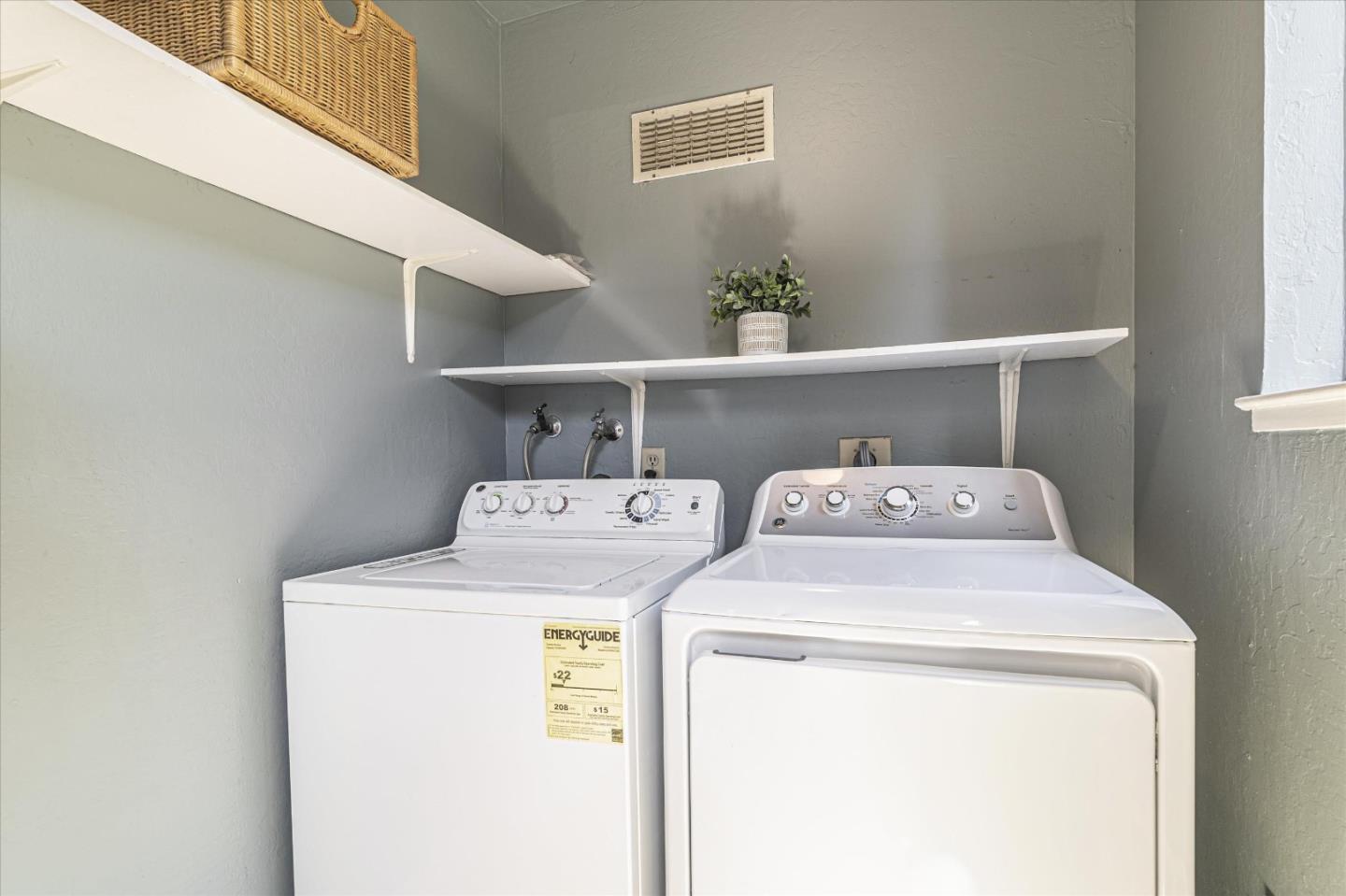 290 Beachview Avenue, Unit 39 Pacifica, CA 94044 - Photo 62 of 63 a utility room with dryer and washer