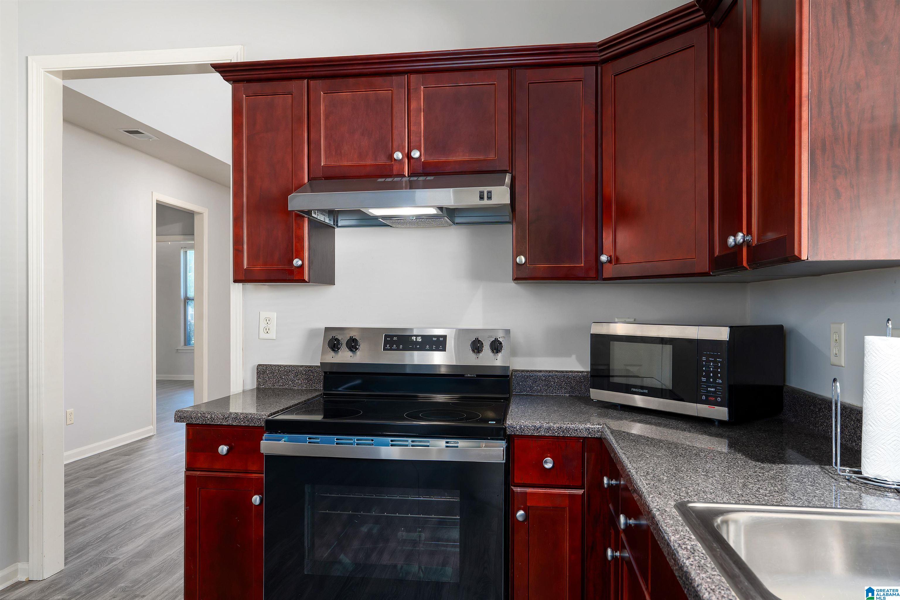 2021 Spaulding Place Moody, AL 35004 - Photo 11 of 26
