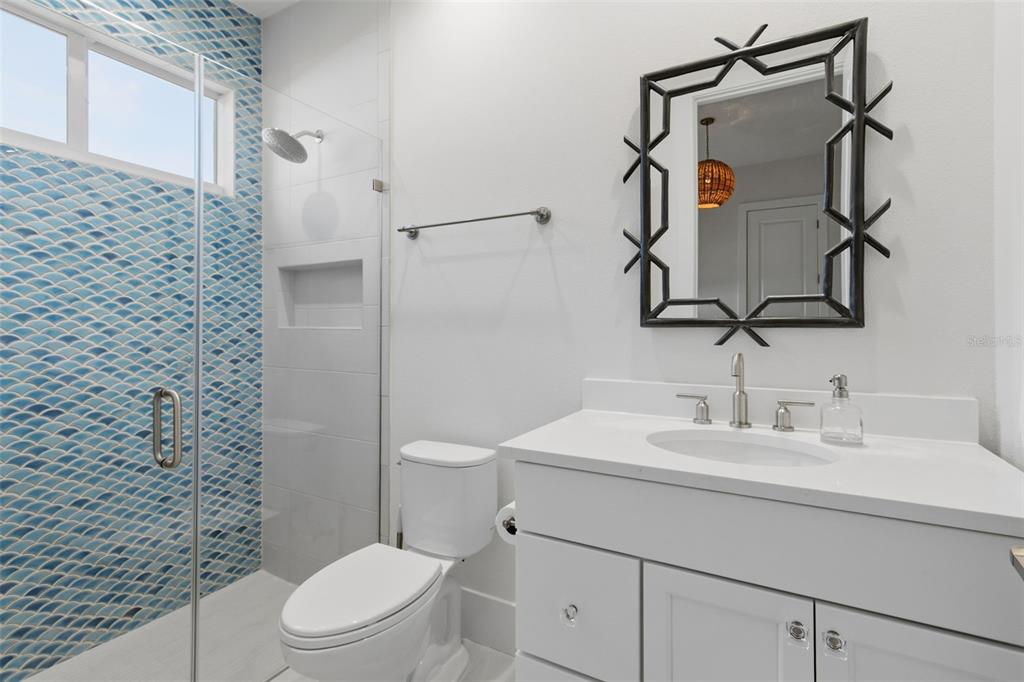 8853 Colonels Court Sarasota, FL 34240 - Photo 16 of 40