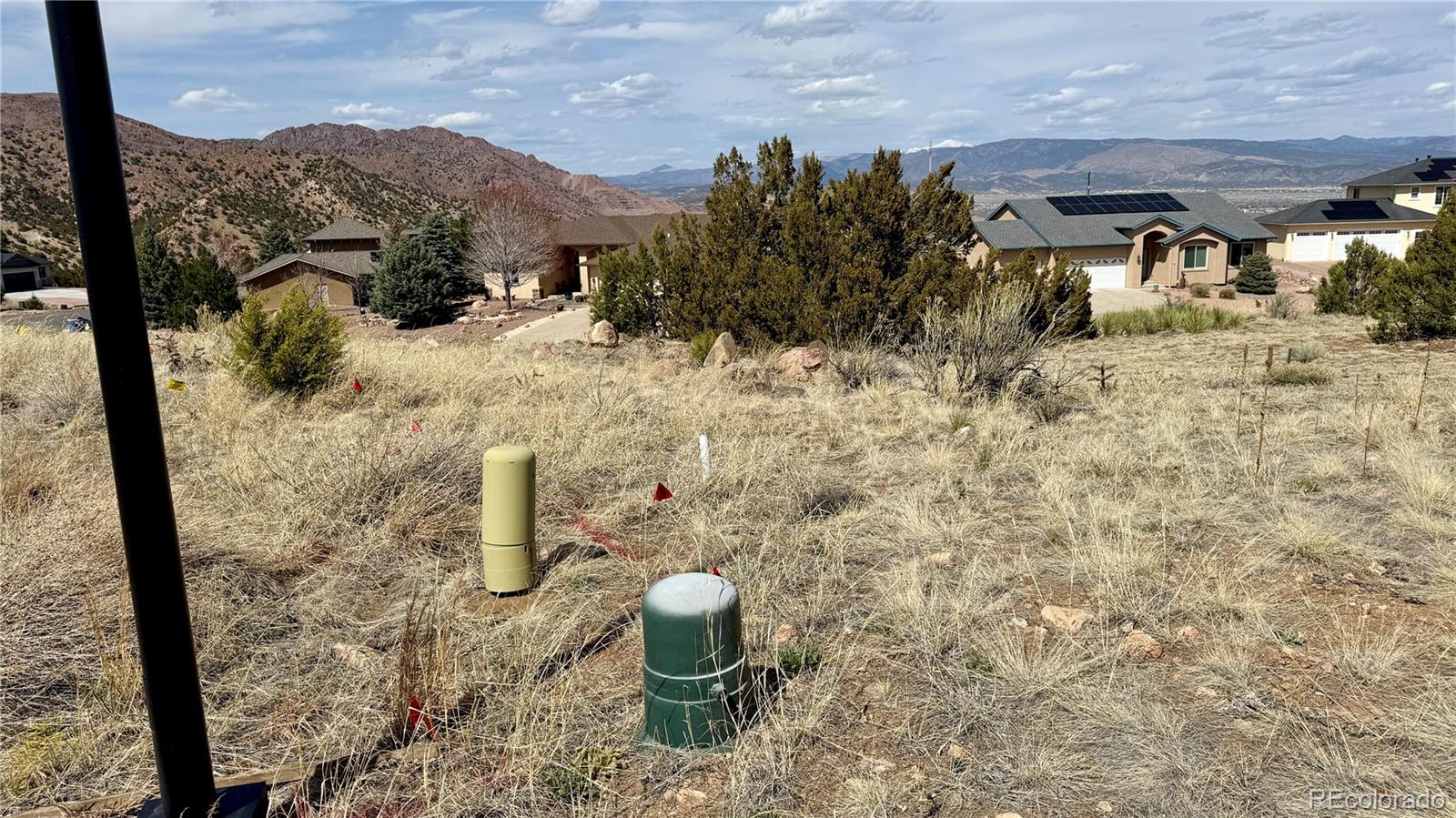 185 Raptor Court Canon City, CO 81212 - Photo 8 of 11 a view of a backyard of the house