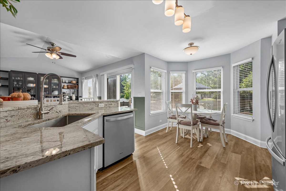 3173 Whitney Road Aurora, IL 60502 - Photo 6 of 39 Gallery Image 6