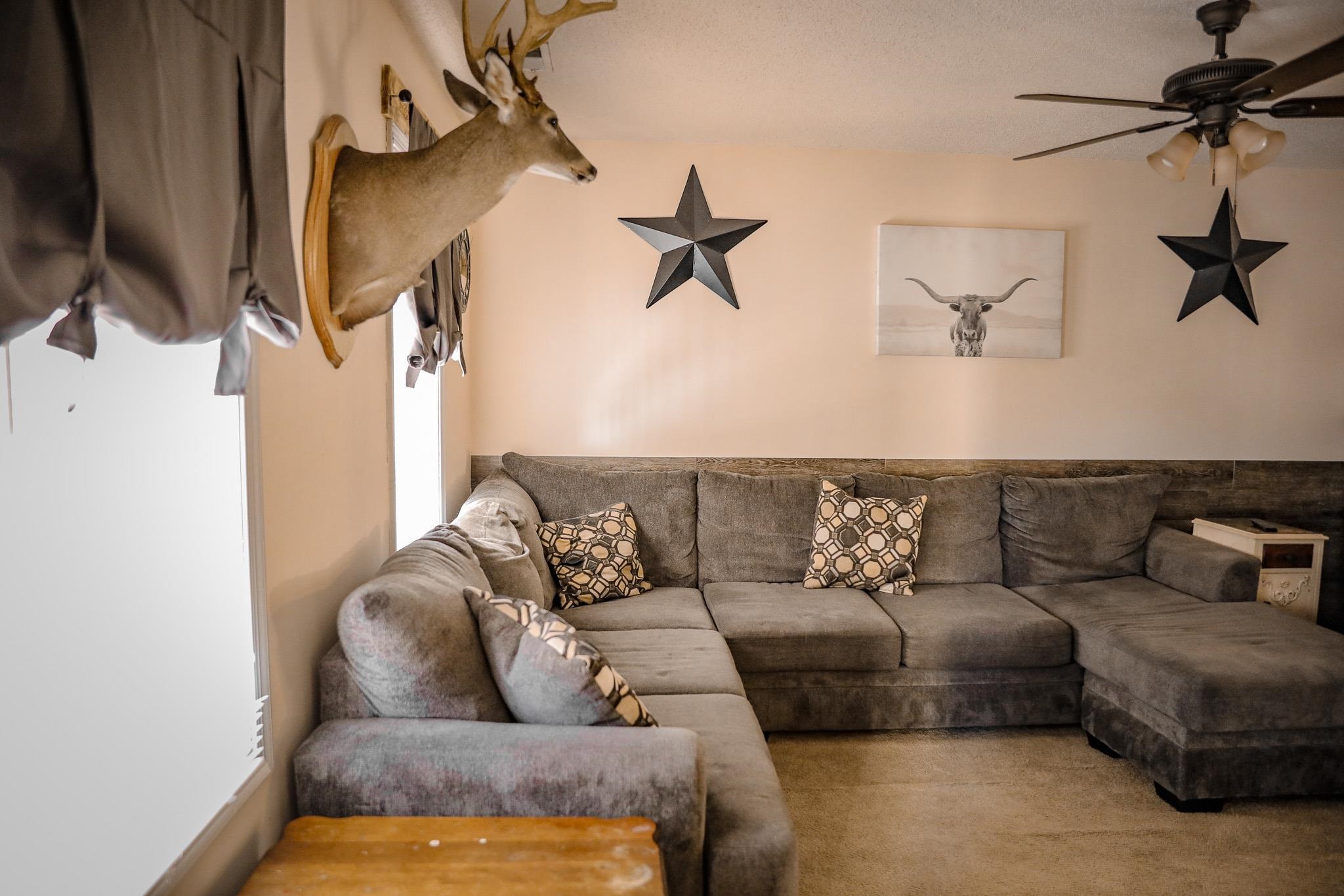 126 Pheasant Run Waynesboro, VA 22980 - Photo 23 of 45 a living room with furniture