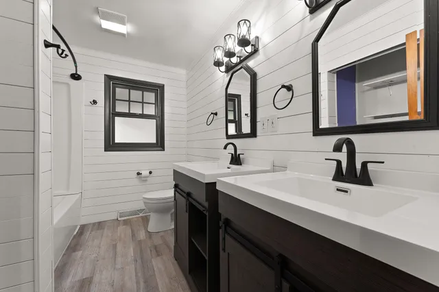 $289,900 | 1791 Jeffery Drive, Lowell, IN 46356